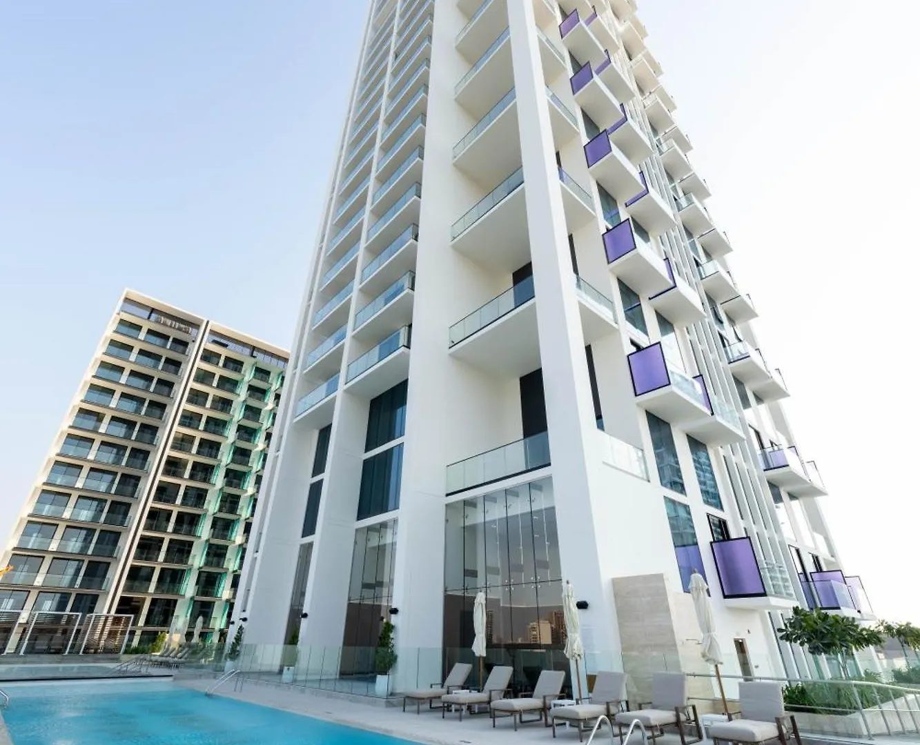 Smart 2Br Apt With Private Pool In Jvc Dubai Apartment