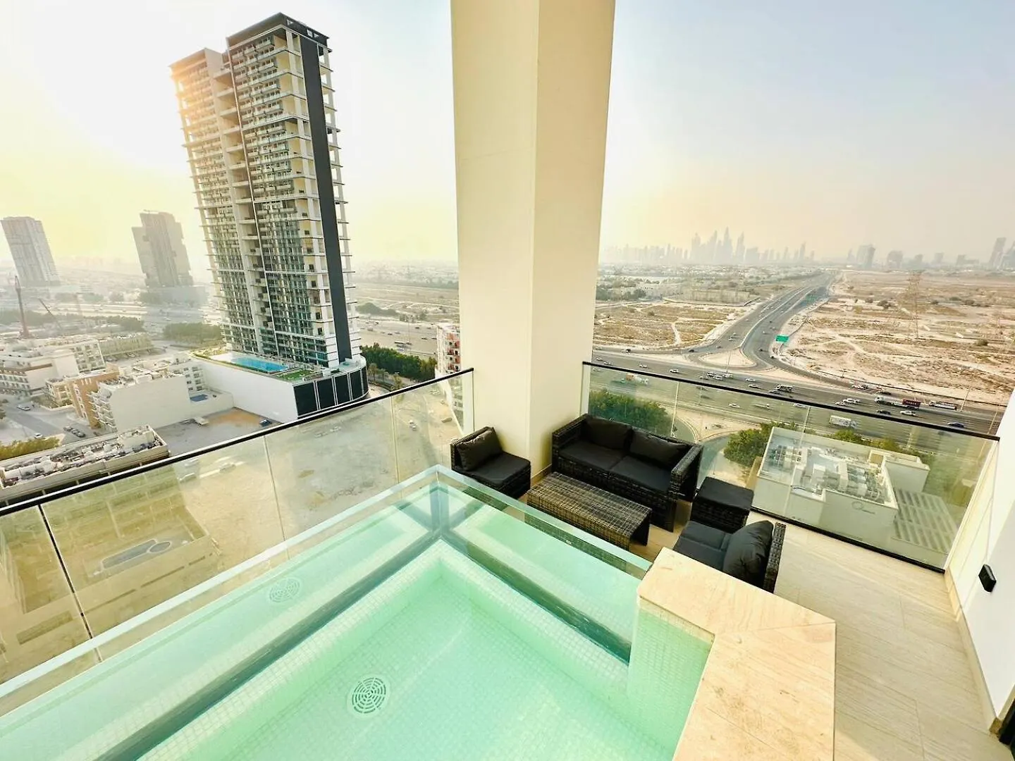 Apartment Smart 2Br Apt With Private Pool In Jvc Dubai