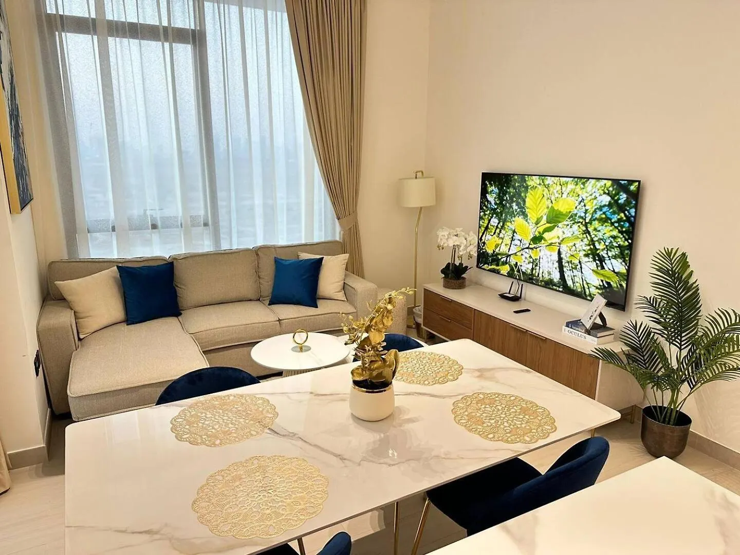Smart 2Br Apt With Private Pool In Jvc Dubai